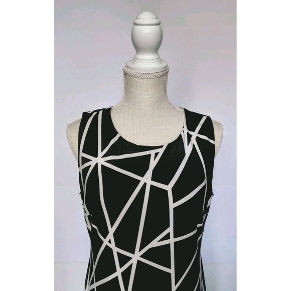 Tommy Hilger Black W/White Lines Straight Dress Size 10 - Picture 2 of 8